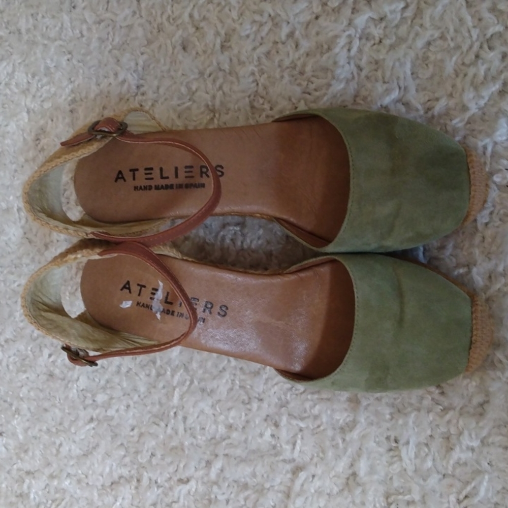 Ateliers Made In Spain Espadrilles Shoes. - Picture 2 of 9